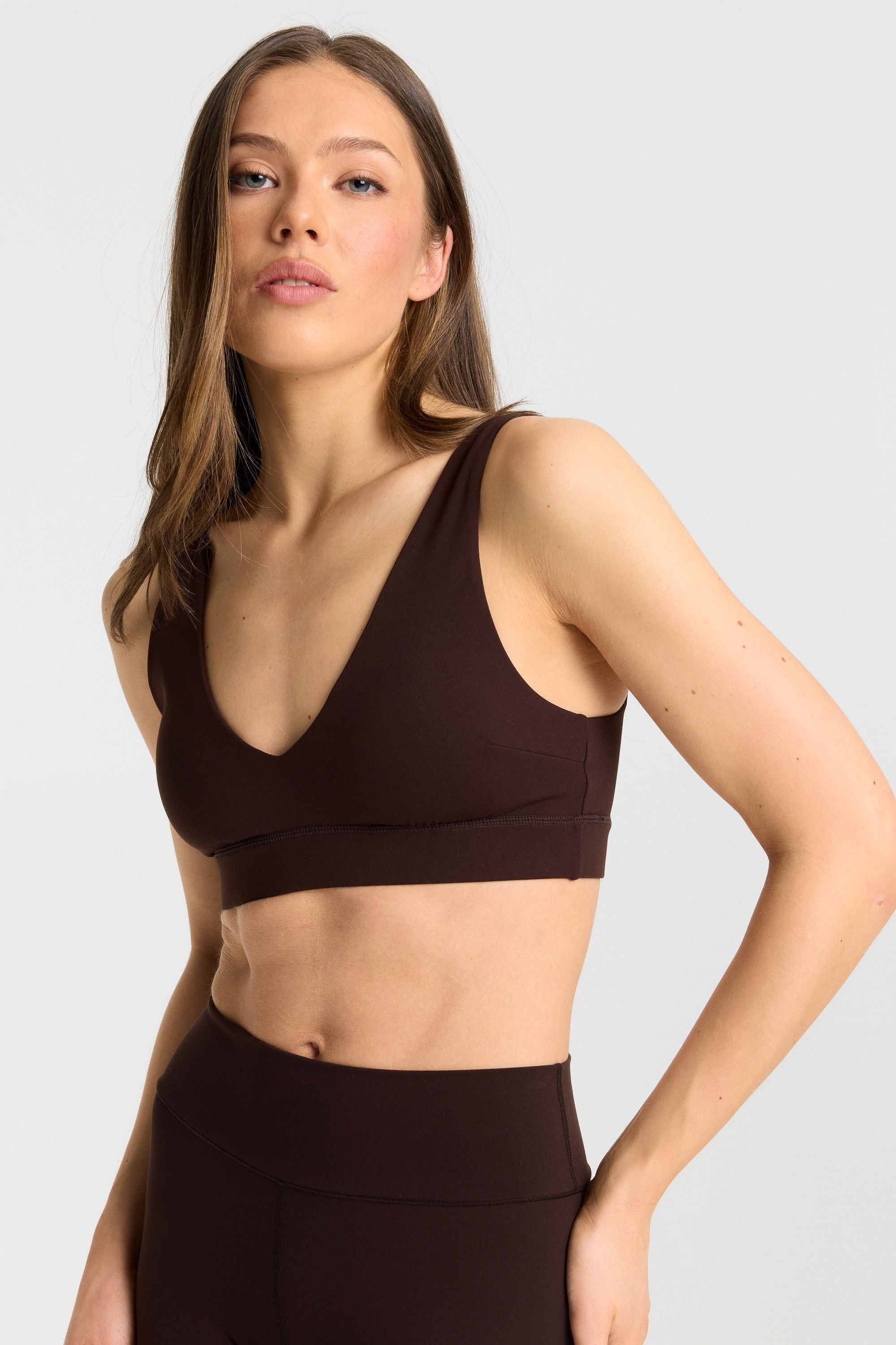 Cloudform® V-Shape Sports Bra - Espresso